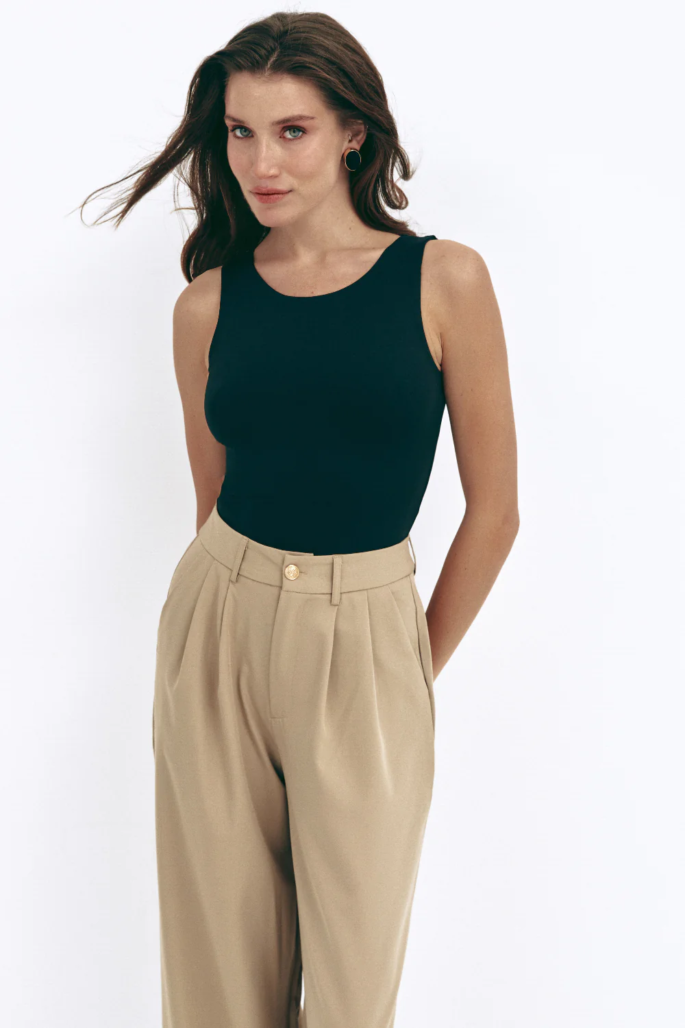 Black Basic Sleeveless Bodysuit - Image 4