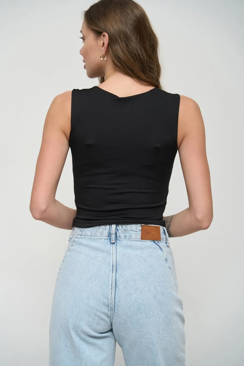 Black Basic Tank Top - Image 3