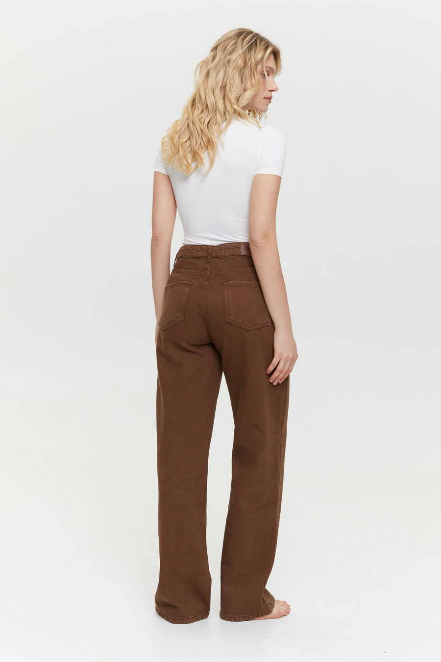 Dark Chocolate Wide-Leg Jeans - Image 4
