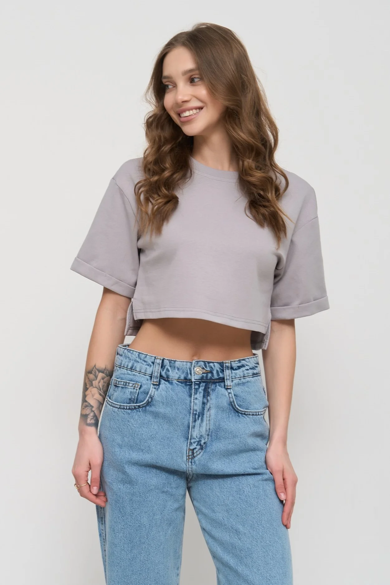 Grey Oversized Cropped T-Shirt - Image 5