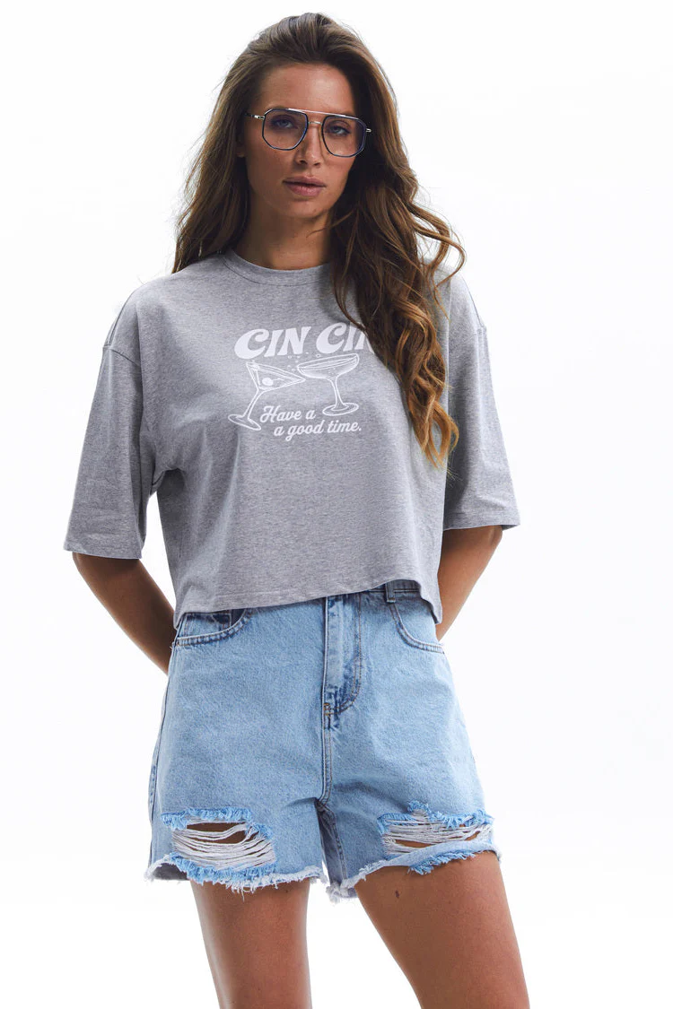 Raw hem denim shorts, Natural Blue - Image 8