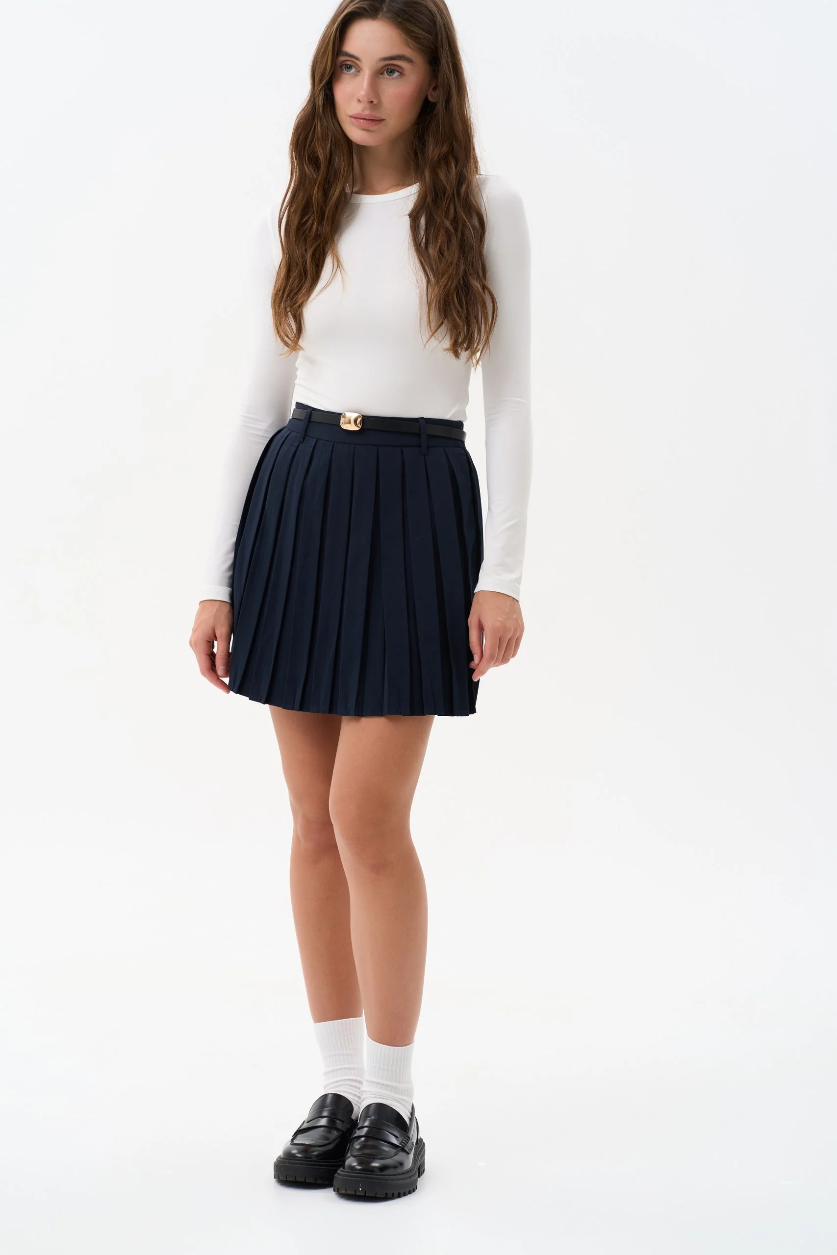 Pleated skirt in color dark blue - Image 3
