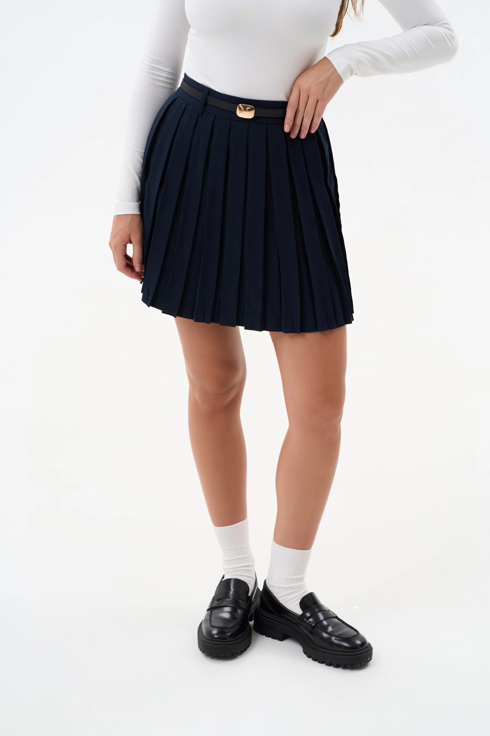 Pleated skirt in color dark blue - Image 5