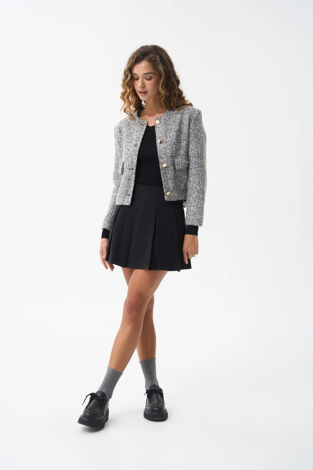 Soft Short Jacket with Pockets - Image 7